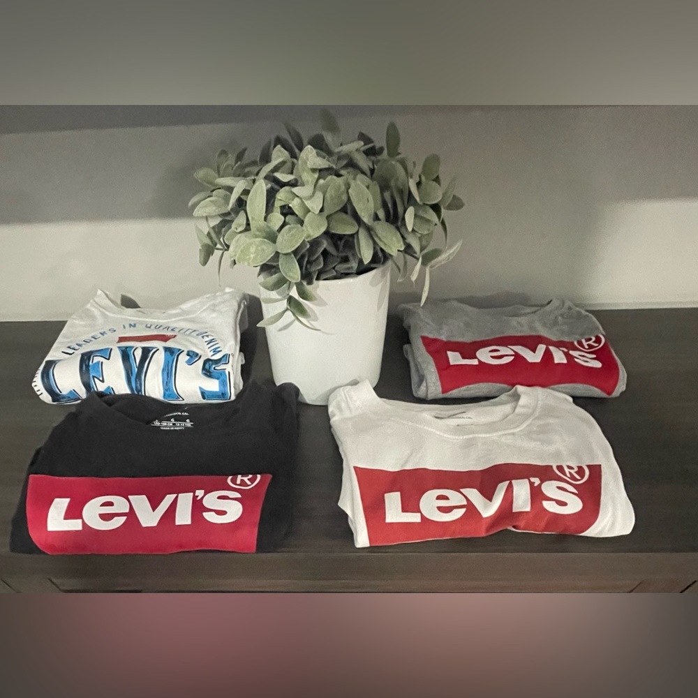 4 Levi’s Shirt- Youth (Bundle deal)